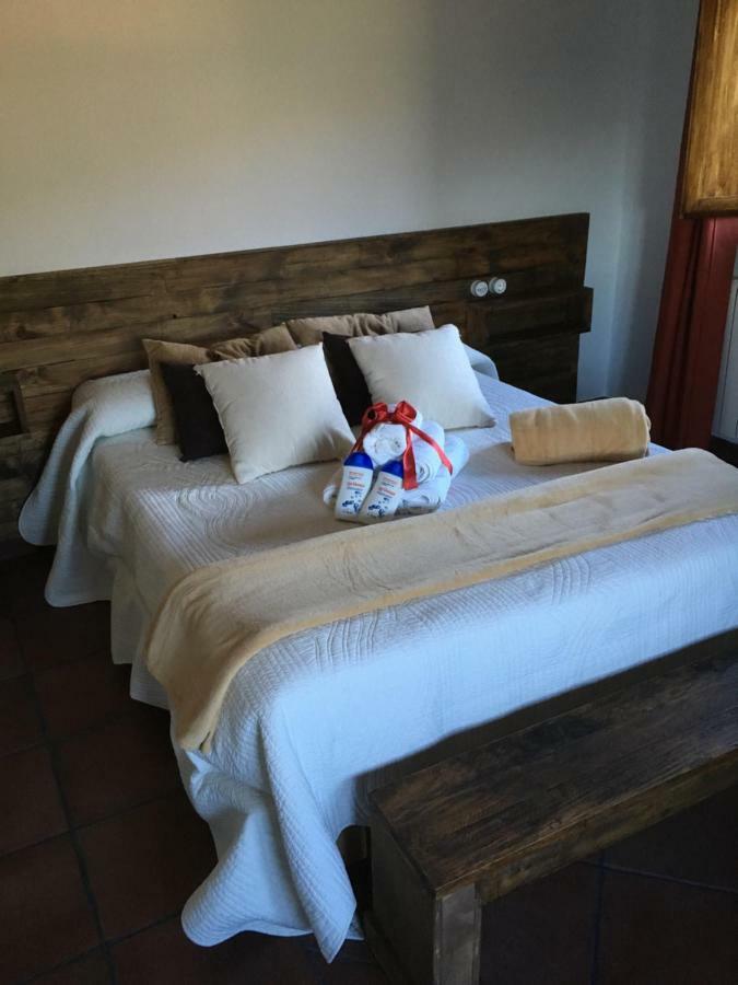 Las Estrebedes Casa Rural Guest House Caminomorisco Exterior foto