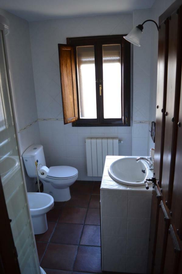 Las Estrebedes Casa Rural Guest House Caminomorisco Exterior foto