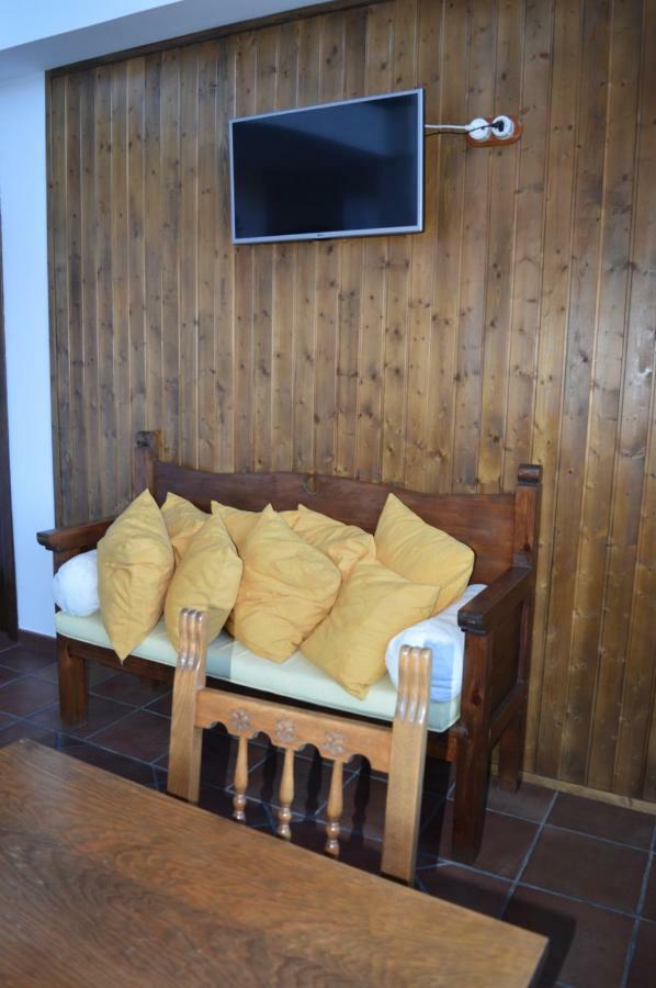 Las Estrebedes Casa Rural Guest House Caminomorisco Exterior foto