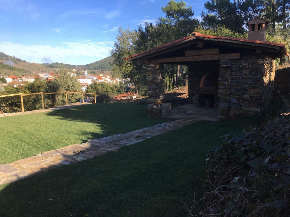 Las Estrebedes Casa Rural Guest House Caminomorisco Exterior foto